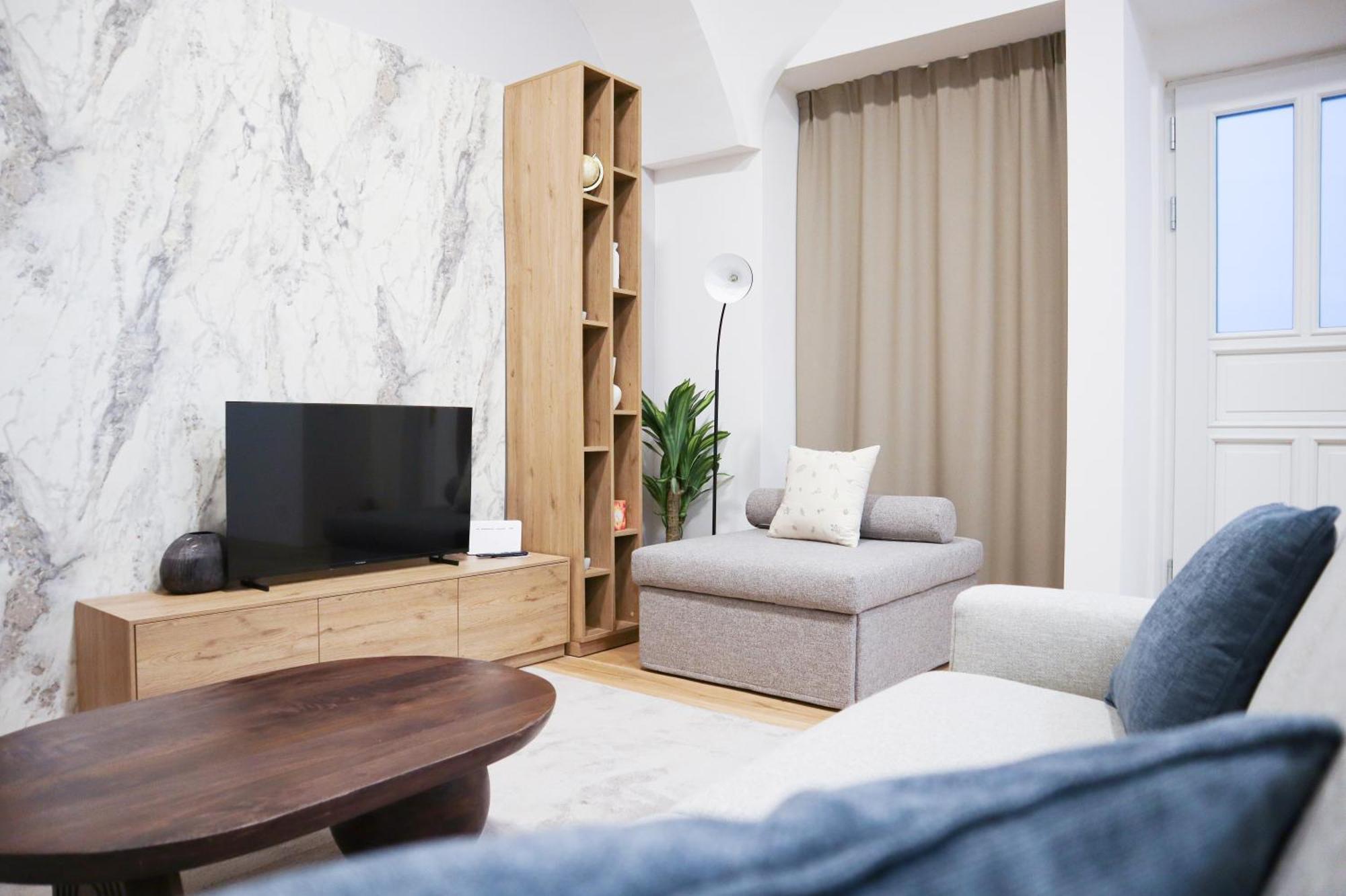 Exclusive Apartment *